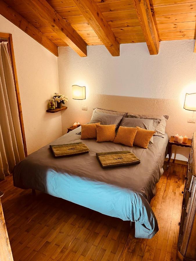 Chalet Blanc "Coeur Sapin" Курмайор Екстер'єр фото