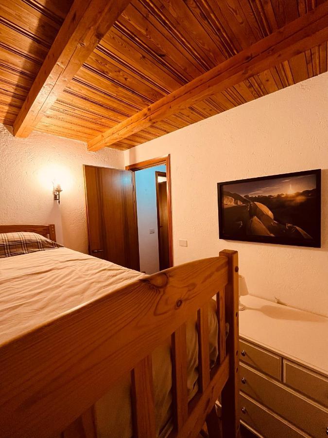 Chalet Blanc "Coeur Sapin" Курмайор Екстер'єр фото